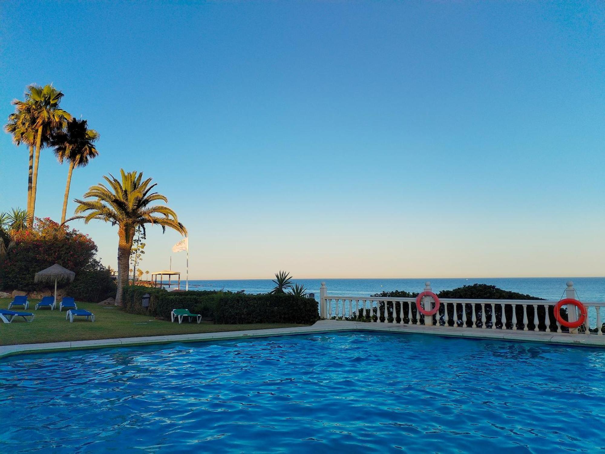 Casa Mar Apartamento Front Beach Con Wifi, Piscina, Padel Y Tenis - Lubina Del Sol Sitio de Calahonda Luaran gambar